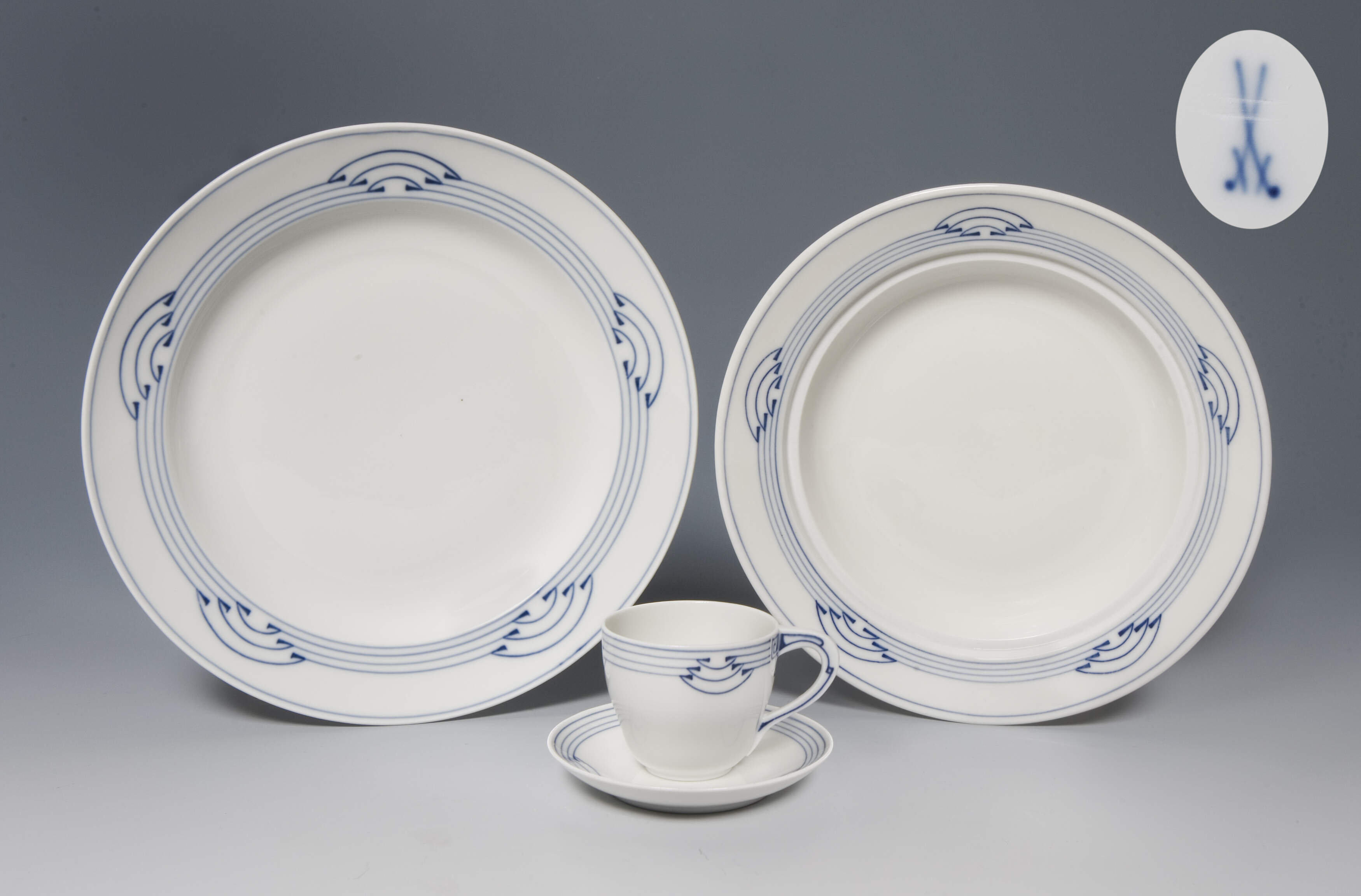 Meissen, 4 Jugendstil-Serviceteile