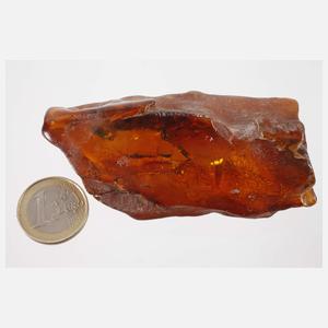 Drei Rohbernsteine