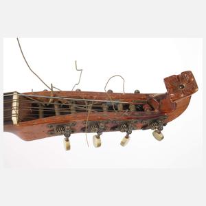 Laute und zwei Mandolinen