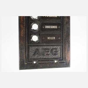 AEG-Aufzugschalttafel