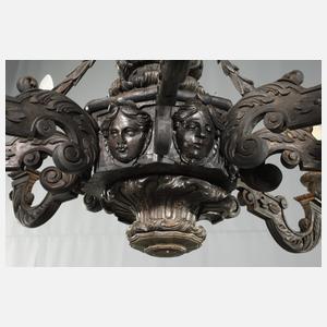 Geschnitzte Deckenlampe
