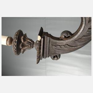 Geschnitzte Deckenlampe