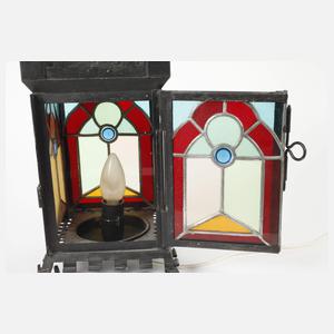 Ungewöhnliche Tischlampe