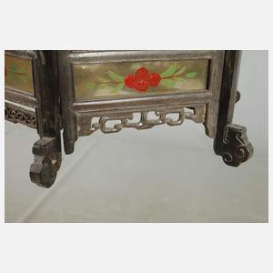 Große Deckenlampe