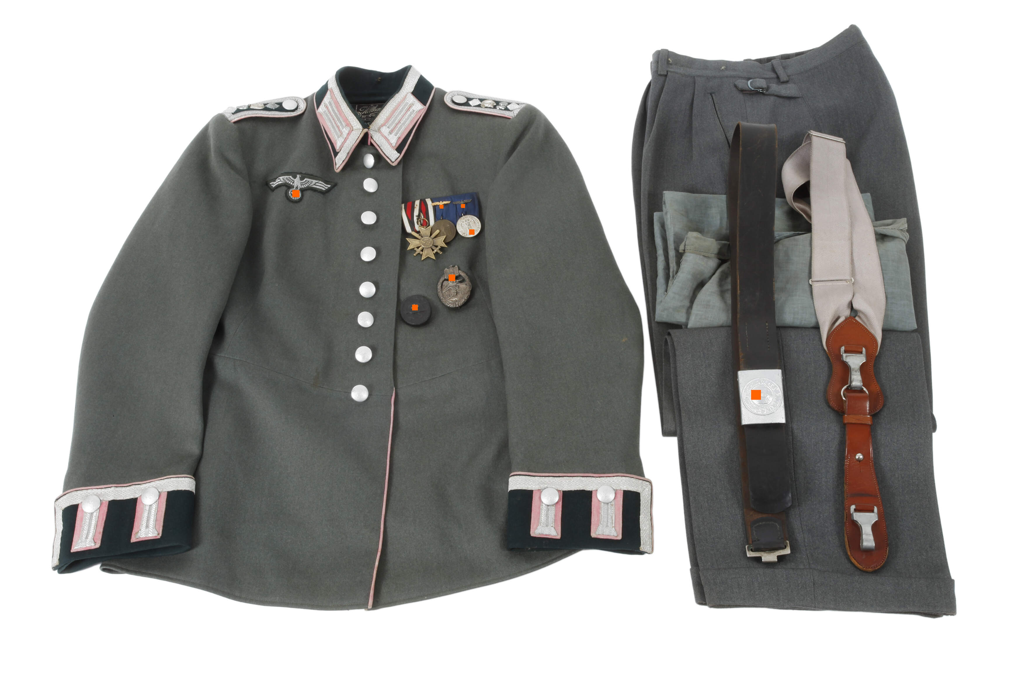 Parade-Waffenrock Wehrmacht mit Auszeichnungen