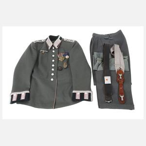 Parade-Waffenrock Wehrmacht mit Auszeichnungen