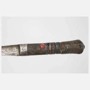 Zwei Gürtelmesser