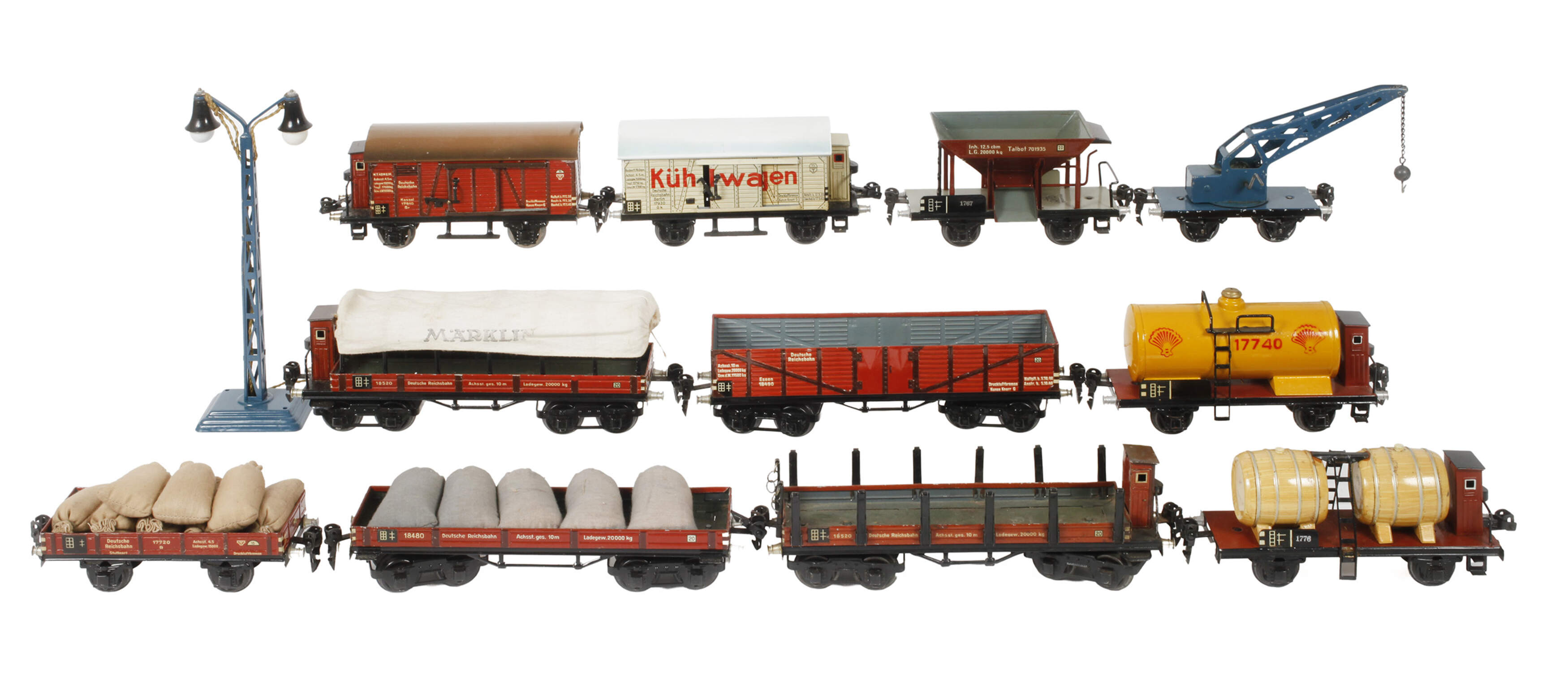 Konvolut Märklin Güterwagen und Bogenlampe