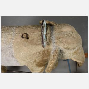 Steiff Elefant als Reittier auf Rädern mit Wippe