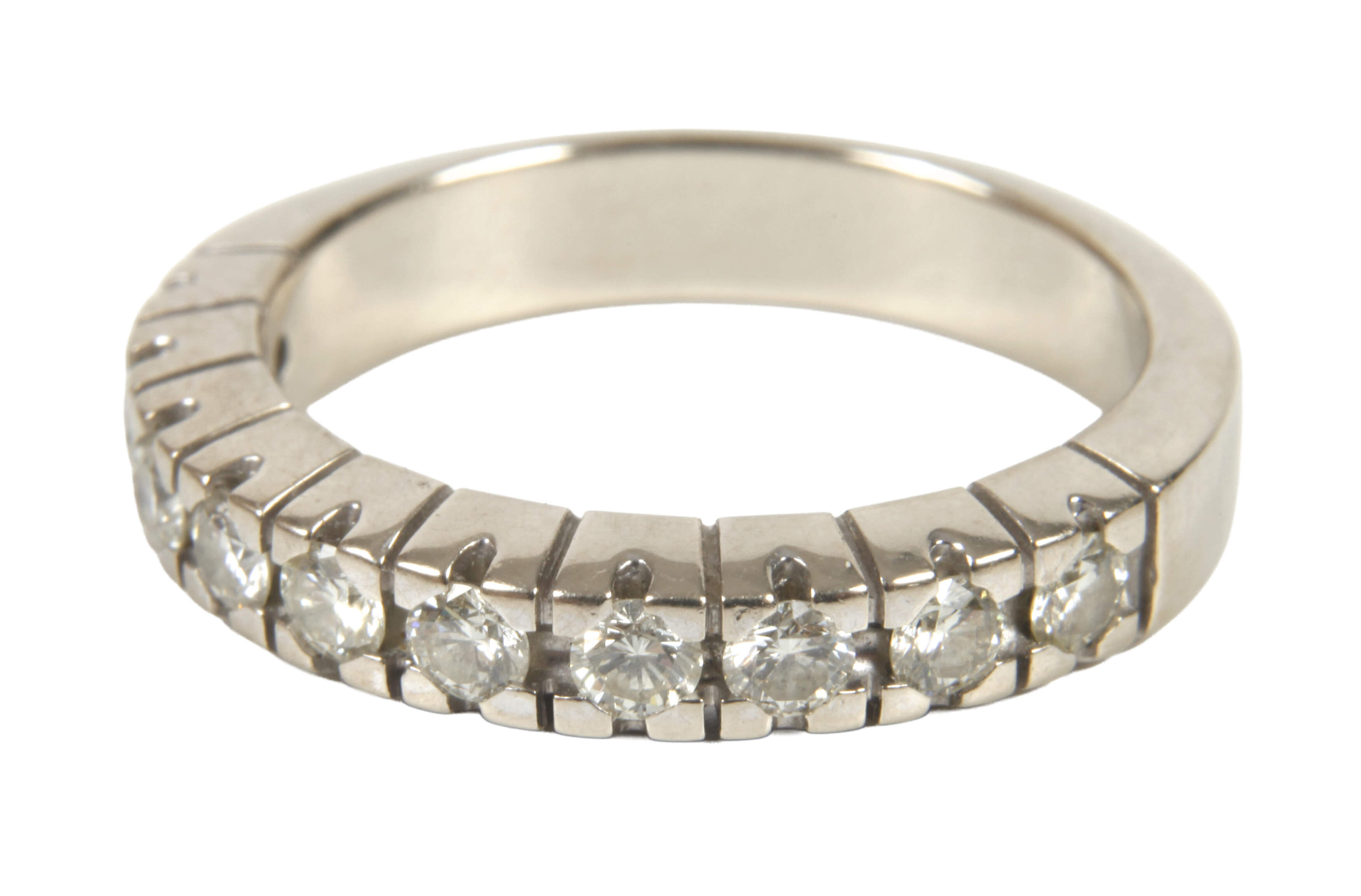 Halbmemoryring