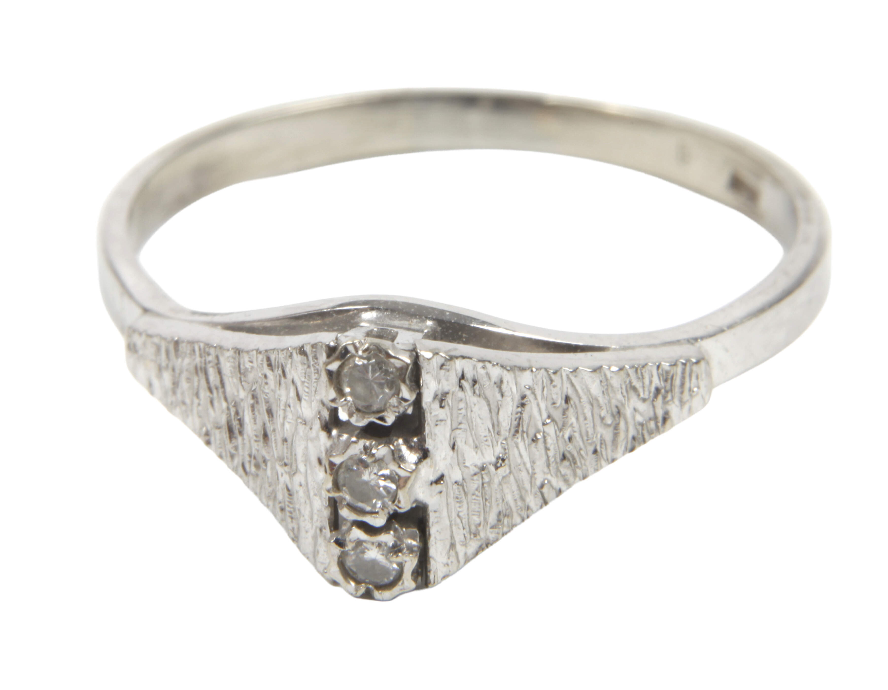 Damenring mit Diamanten