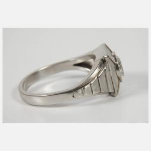 Platinring mit einem Brillanten von ca. 1,8 ct