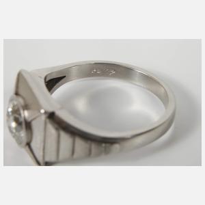 Platinring mit einem Brillanten von ca. 1,8 ct