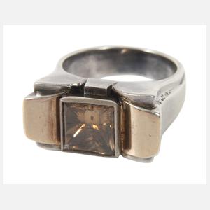 Ring mit Princesscutdiamant von ca. 3 ct