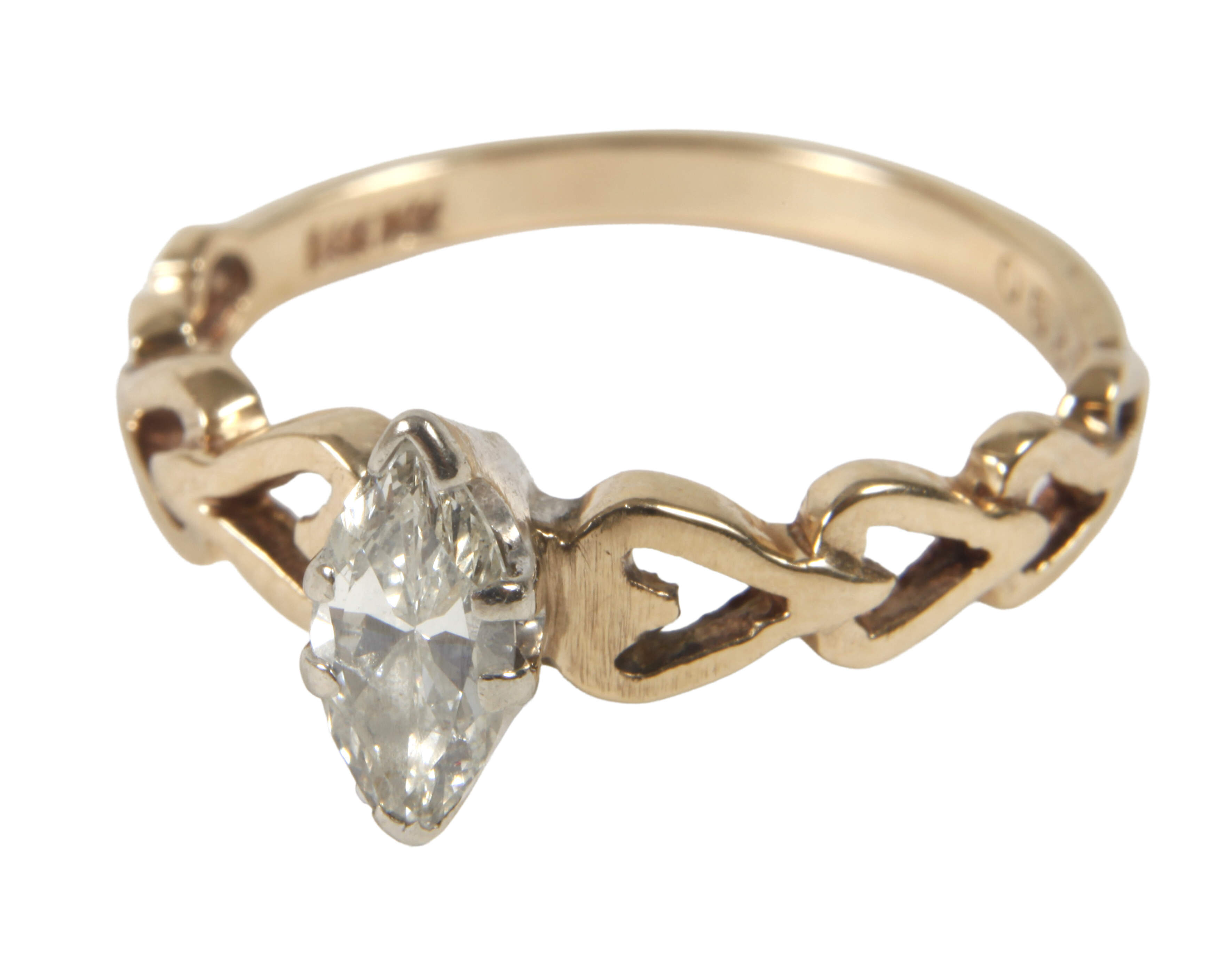 Damenring mit Diamantnavette