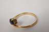 Damenring mit Saphir und Diamant