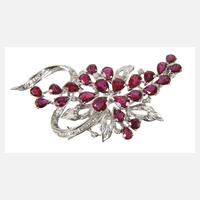 Brosche mit Rubinen und Diamanten111