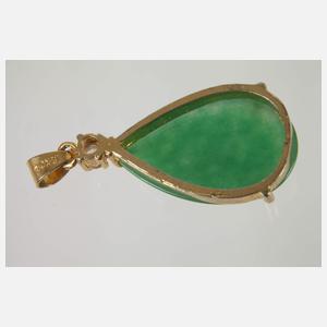 Anhänger mit grüner Jade
