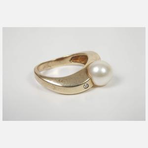 Damenring mit Perle und Brillanten