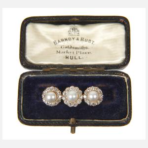 Brosche mit Perlen und Diamanten