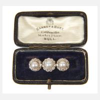 Brosche mit Perlen und Diamanten111