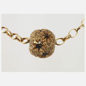 Goldring und Kette