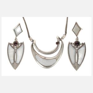 Schmuckset mit Perlmutt und Granaten