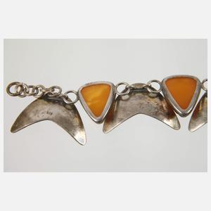 Kette mit Bernsteinen