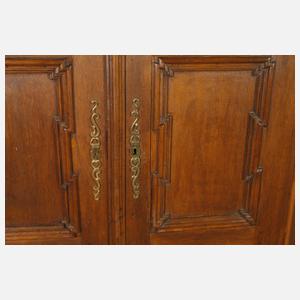 Kleiner barocker Dielenschrank