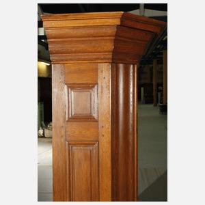 Kleiner barocker Dielenschrank