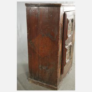 Kleiner Bauernschrank barock