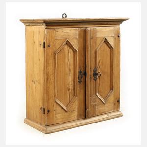 Kleiner barocker Wandschrank