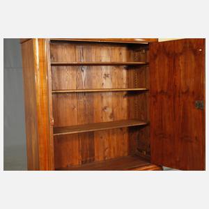 Wäscheschrank Biedermeier