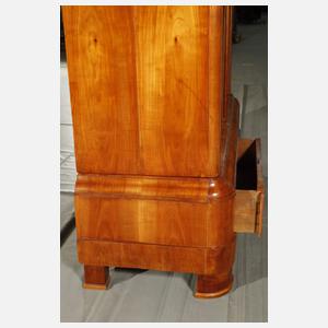 Wäscheschrank Biedermeier