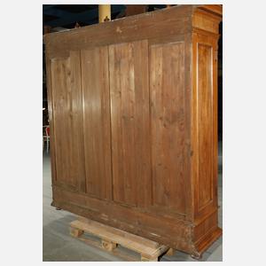 Kleiderschrank Historismus
