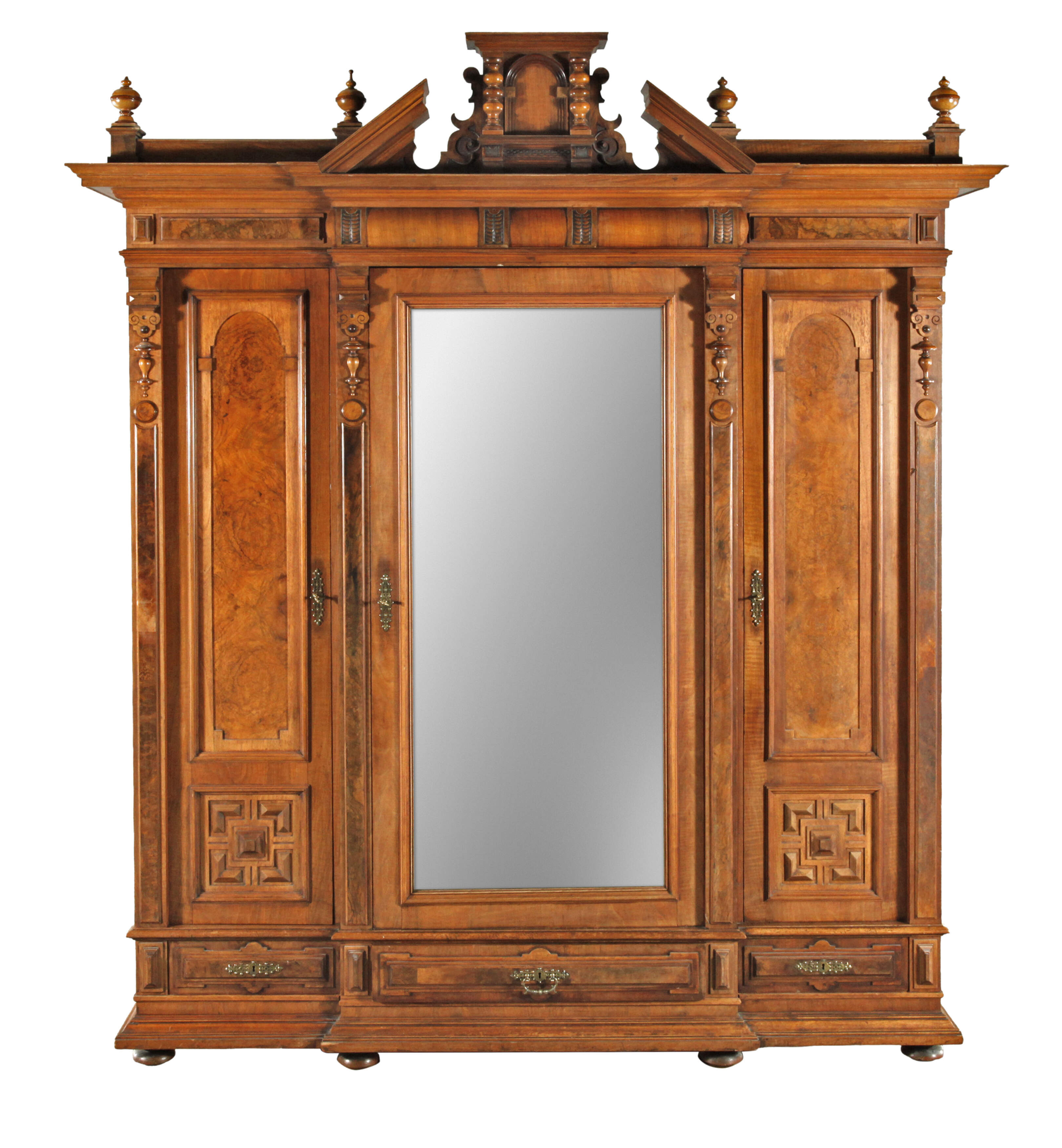 Kleiderschrank Historismus
