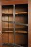Gertrud Kleinhempel, Bücherschrank