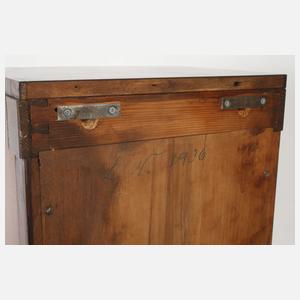Kleiner Hängeschrank Jugendstil