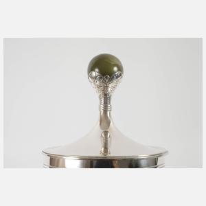 Übergroßer Silberpokal Jugendstil