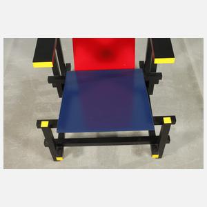 nach Gerrit Th. Rietveld, Armlehnstuhl "Red & Blue"
