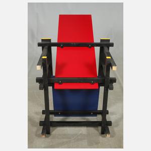 nach Gerrit Th. Rietveld, Armlehnstuhl "Red & Blue"