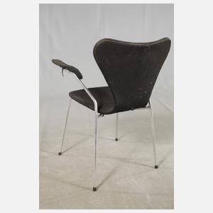 Arne Jacobsen, sechs Armlehnstühle "Serie 7"