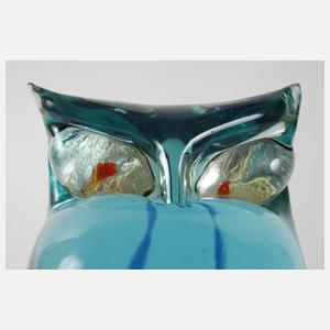 Glasobjekt Uhu als Paperweight