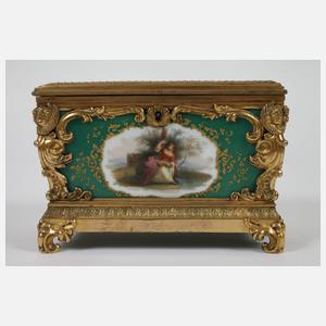 Prunkschatulle im Sévres-Stil