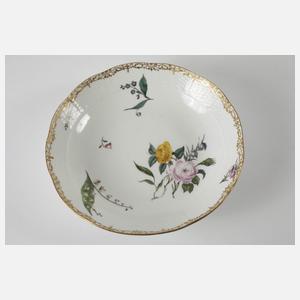 Meissen zwei Schalen und Platte Blumenmalerei