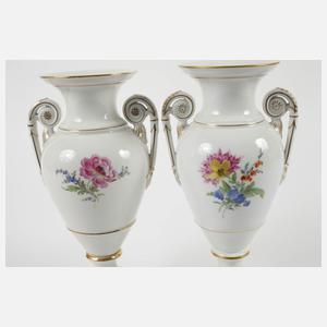 Meissen Paar Amphorenvasen Blumenmalerei