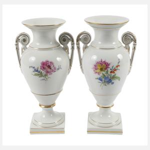 Meissen Paar Amphorenvasen Blumenmalerei