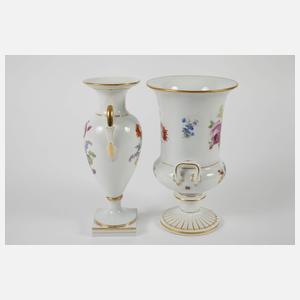 Meissen zwei Prunkvasen Blumenmalerei