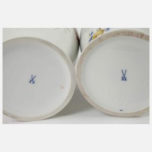 Meissen Paar große Deckelvasen "Blumenbukett"
