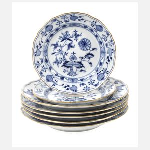 Meissen Konvolut Teller "Zwiebelmuster/Goldrand"